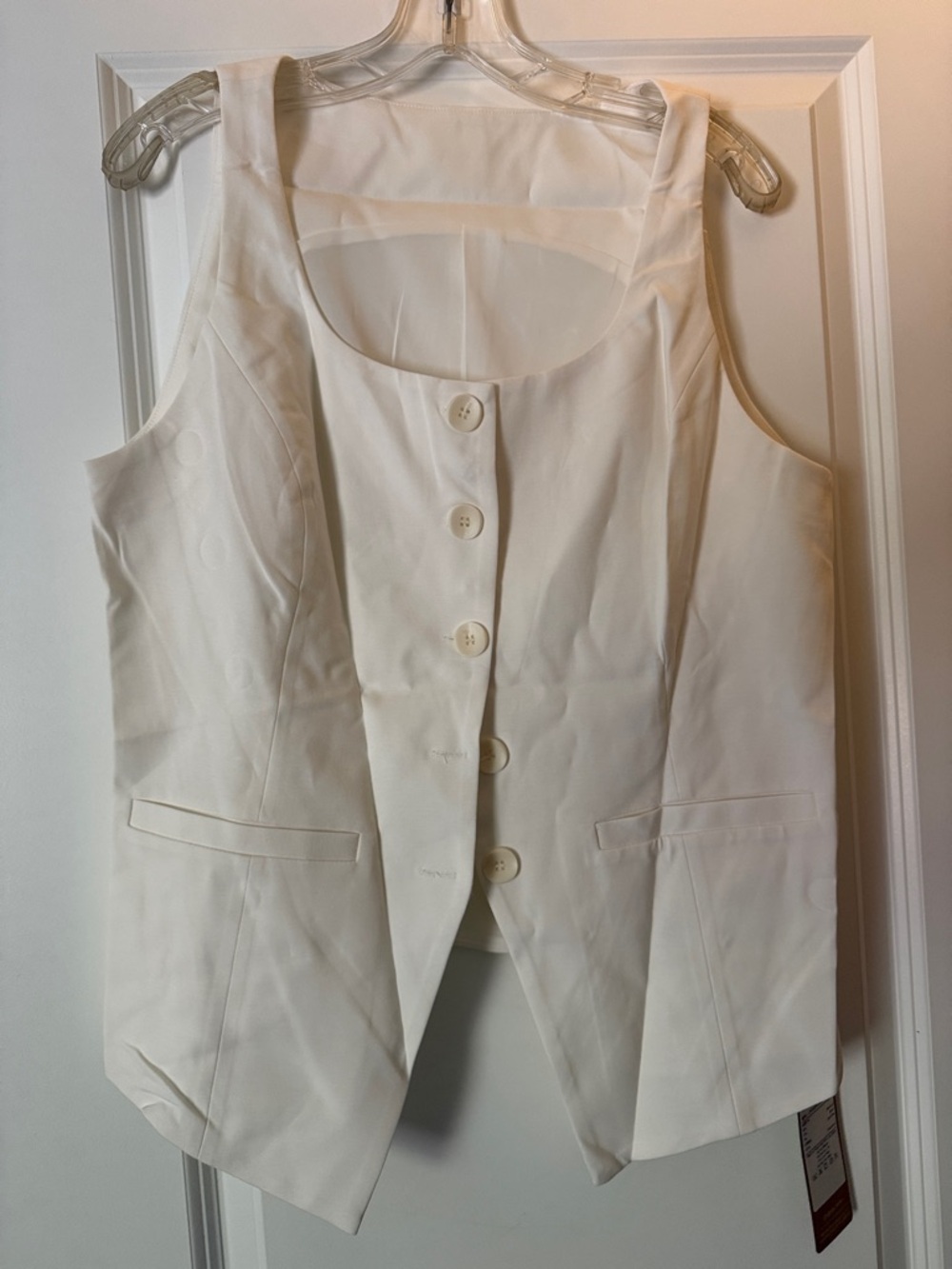 OGL NWT Bamboo white button sleeveless vest Large